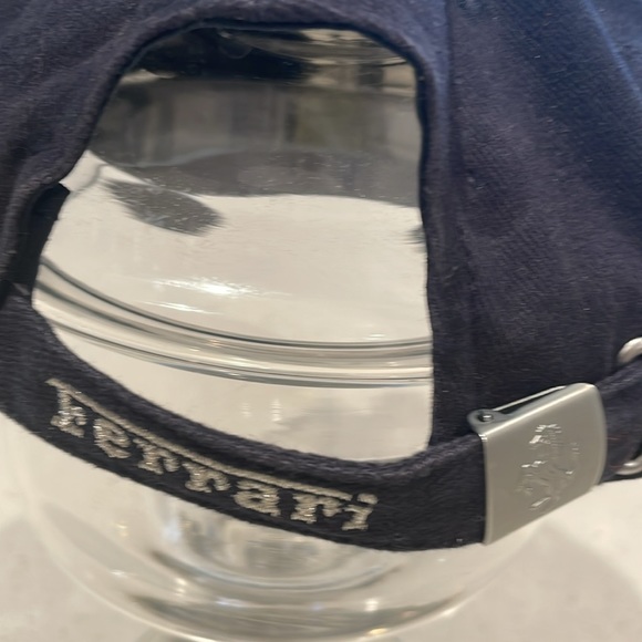 Official Ferrari Strapback Navy Blue Baseball cap - Picture 3 of 5